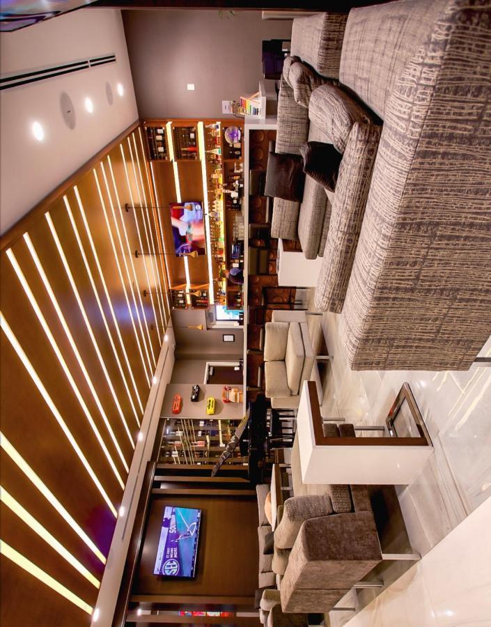 Wingate By Wyndham Miami Airport Hotel Doral Exterior photo